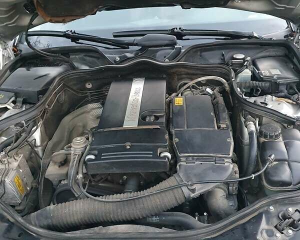 Серый Мерседес Е-Класс, объемом двигателя 1.8 л и пробегом 248 тыс. км за 4800 $, фото 41 на Automoto.ua