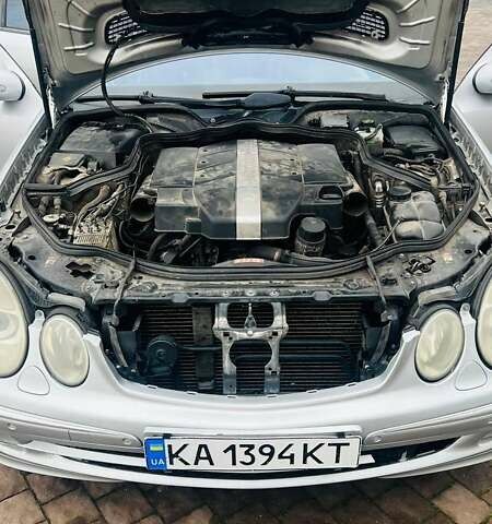 Серый Мерседес Е-Класс, объемом двигателя 3.2 л и пробегом 528 тыс. км за 4500 $, фото 8 на Automoto.ua