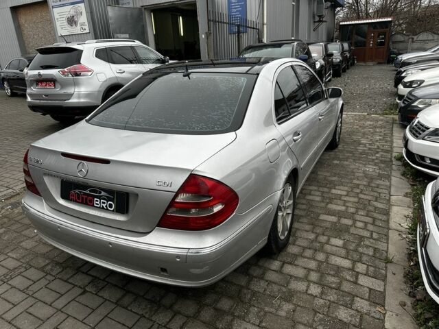 Серый Мерседес Е-Класс, объемом двигателя 3.2 л и пробегом 350 тыс. км за 7500 $, фото 3 на Automoto.ua