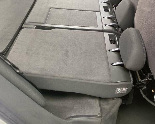 Серый Мерседес Е-Класс, объемом двигателя 1.8 л и пробегом 292 тыс. км за 6900 $, фото 33 на Automoto.ua