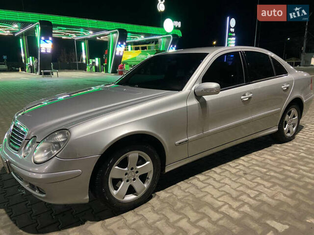 Серый Мерседес Е-Класс, объемом двигателя 2.69 л и пробегом 420 тыс. км за 6700 $, фото 4 на Automoto.ua