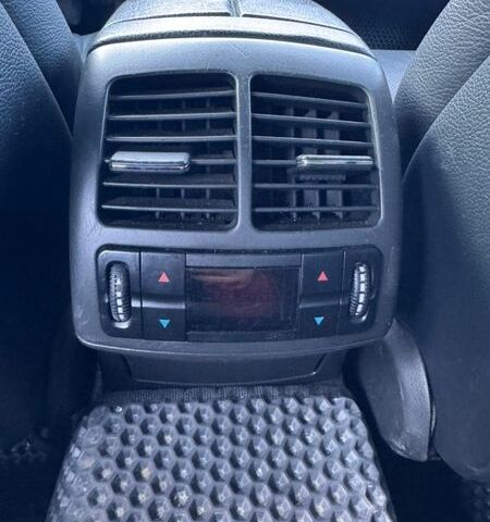 Сірий Мерседес Е-Клас, об'ємом двигуна 2.6 л та пробігом 328 тис. км за 4999 $, фото 17 на Automoto.ua