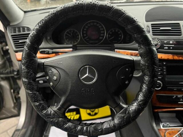 Серый Мерседес Е-Класс, объемом двигателя 3.2 л и пробегом 340 тыс. км за 6800 $, фото 18 на Automoto.ua