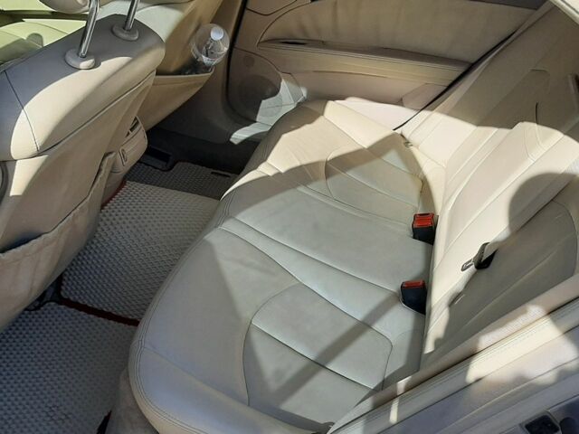 Серый Мерседес Е-Класс, объемом двигателя 3 л и пробегом 400 тыс. км за 6500 $, фото 6 на Automoto.ua