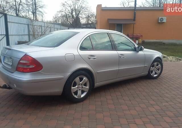 Сірий Мерседес Е-Клас, об'ємом двигуна 2.15 л та пробігом 244 тис. км за 4950 $, фото 4 на Automoto.ua