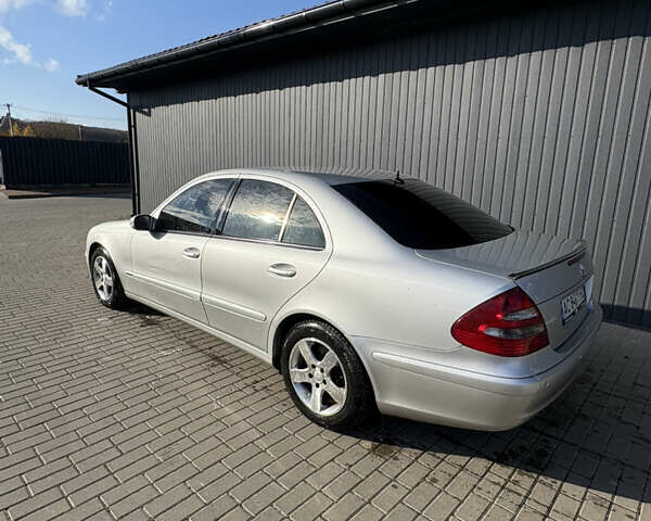 Сірий Мерседес Е-Клас, об'ємом двигуна 2.2 л та пробігом 367 тис. км за 5800 $, фото 4 на Automoto.ua