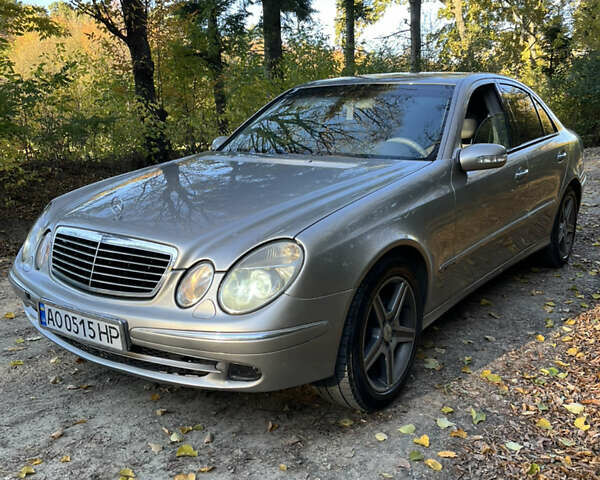 Мерседес Е-Класс 2003 в Черновцах на Automoto.ua Серый Мерседес Е-Класс, объемом двигателя 3.2 л и пробегом 400 тыс. км за 7000 $, фото 25 на Automoto.ua