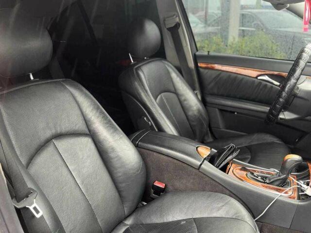 Серый Мерседес Е-Класс, объемом двигателя 3.2 л и пробегом 340 тыс. км за 6800 $, фото 10 на Automoto.ua