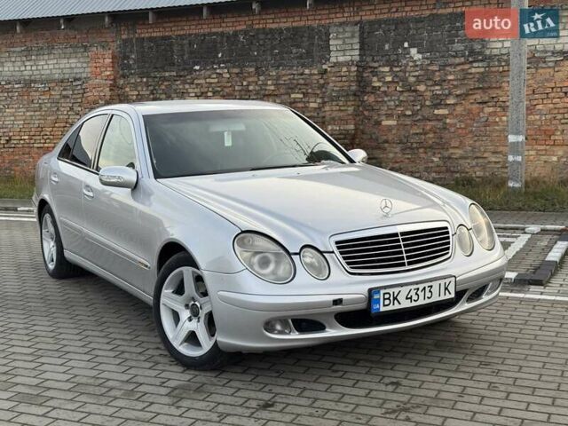 Серый Мерседес Е-Класс, объемом двигателя 2.1 л и пробегом 473 тыс. км за 5750 $, фото 19 на Automoto.ua