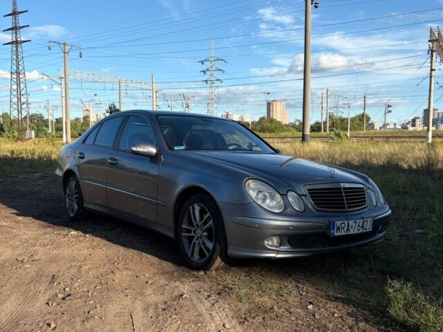 Сірий Мерседес Е-Клас, об'ємом двигуна 2.7 л та пробігом 3 тис. км за 4000 $, фото 2 на Automoto.ua