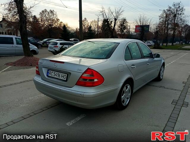 Серый Мерседес Е-Класс, объемом двигателя 2.1 л и пробегом 350 тыс. км за 7600 $, фото 5 на Automoto.ua