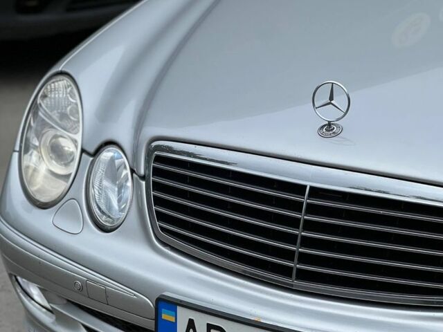 Сірий Мерседес Е-Клас, об'ємом двигуна 2.1 л та пробігом 350 тис. км за 7999 $, фото 4 на Automoto.ua