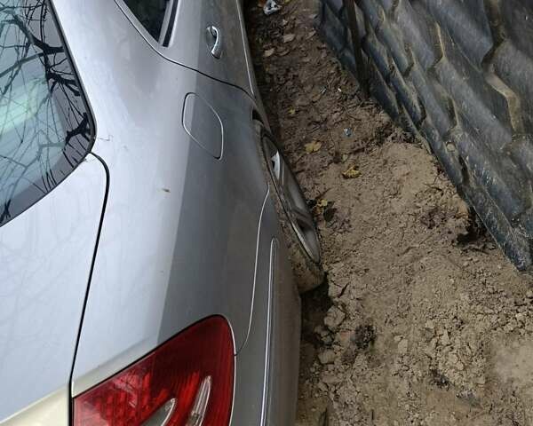 Серый Мерседес Е-Класс, объемом двигателя 2.69 л и пробегом 360 тыс. км за 5000 $, фото 4 на Automoto.ua