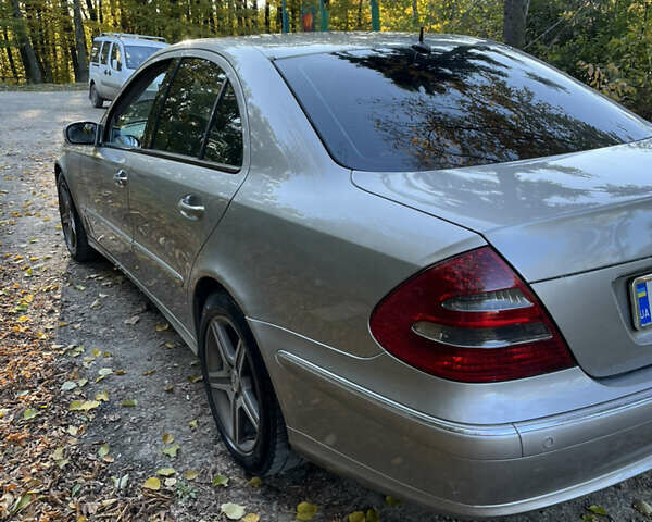 Мерседес Е-Класс 2003 в Черновцах на Automoto.ua Серый Мерседес Е-Класс, объемом двигателя 3.2 л и пробегом 400 тыс. км за 7000 $, фото 77 на Automoto.ua