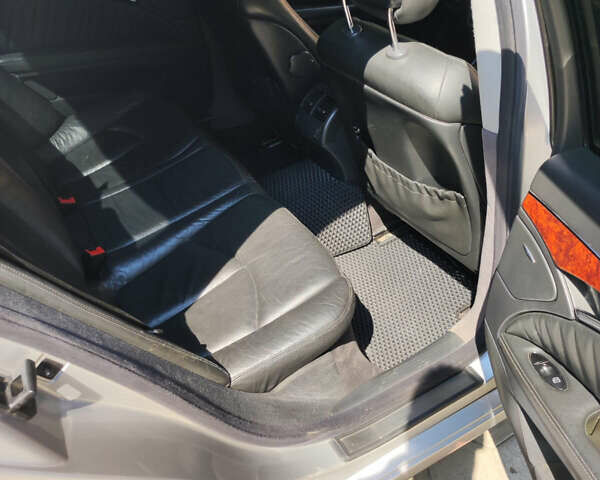 Серый Мерседес Е-Класс, объемом двигателя 2.8 л и пробегом 195 тыс. км за 7799 $, фото 11 на Automoto.ua