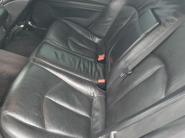 Серый Мерседес Е-Класс, объемом двигателя 2.2 л и пробегом 406 тыс. км за 2650 $, фото 10 на Automoto.ua