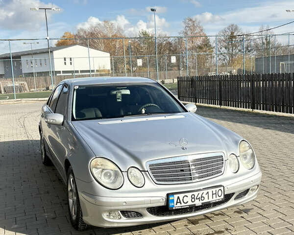 Сірий Мерседес Е-Клас, об'ємом двигуна 2.2 л та пробігом 367 тис. км за 5800 $, фото 1 на Automoto.ua