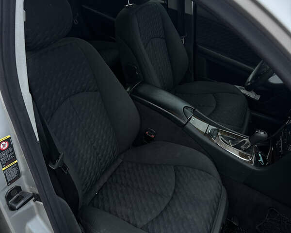 Сірий Мерседес Е-Клас, об'ємом двигуна 2.2 л та пробігом 325 тис. км за 6700 $, фото 14 на Automoto.ua