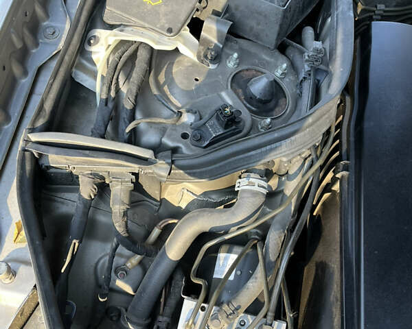 Мерседес Е-Класс 2003 в Черновцах на Automoto.ua Серый Мерседес Е-Класс, объемом двигателя 3.2 л и пробегом 400 тыс. км за 7000 $, фото 71 на Automoto.ua