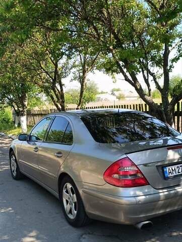 Сірий Мерседес Е-Клас, об'ємом двигуна 3.2 л та пробігом 440 тис. км за 6850 $, фото 2 на Automoto.ua