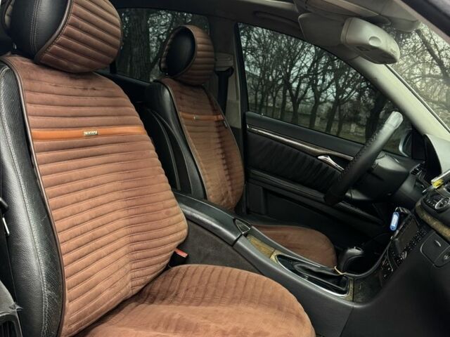 Серый Мерседес Е-Класс, объемом двигателя 3.2 л и пробегом 350 тыс. км за 5999 $, фото 17 на Automoto.ua