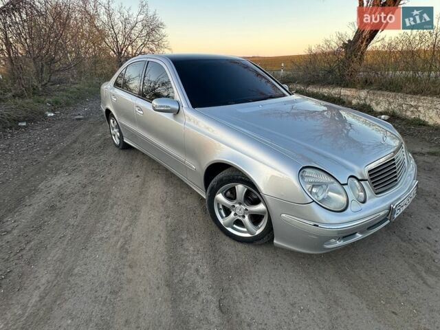 Серый Мерседес Е-Класс, объемом двигателя 2.7 л и пробегом 453 тыс. км за 7400 $, фото 1 на Automoto.ua