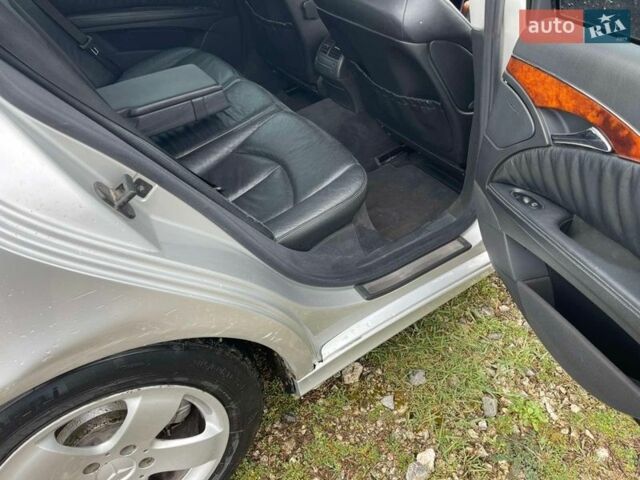 Серый Мерседес Е-Класс, объемом двигателя 2.6 л и пробегом 230 тыс. км за 3900 $, фото 27 на Automoto.ua