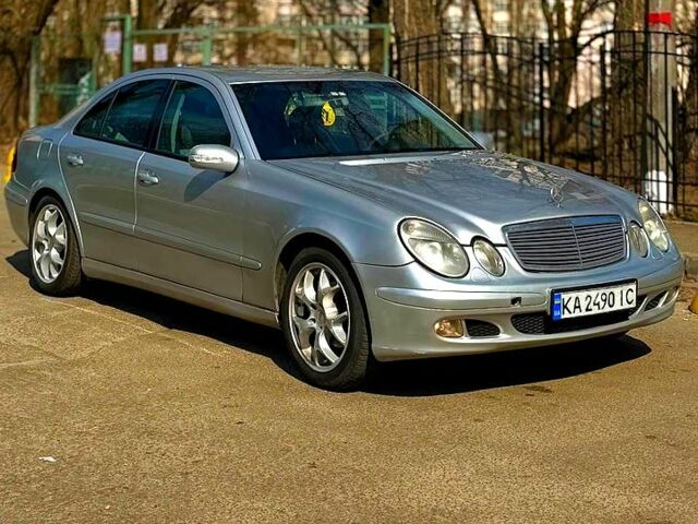 Сірий Мерседес Е-Клас, об'ємом двигуна 2.1 л та пробігом 0 тис. км за 5000 $, фото 2 на Automoto.ua