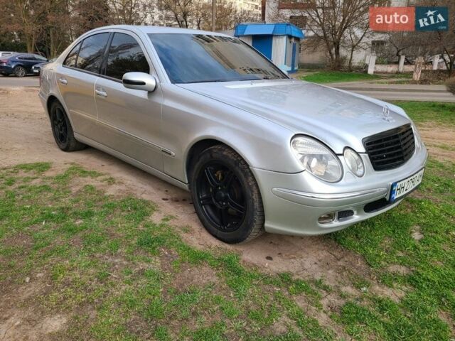Серый Мерседес Е-Класс, объемом двигателя 1.8 л и пробегом 310 тыс. км за 6200 $, фото 1 на Automoto.ua