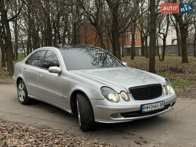 Серый Мерседес Е-Класс, объемом двигателя 3.22 л и пробегом 350 тыс. км за 5999 $, фото 1 на Automoto.ua