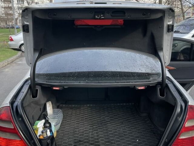 Сірий Мерседес Е-Клас, об'ємом двигуна 2.1 л та пробігом 325 тис. км за 5300 $, фото 7 на Automoto.ua