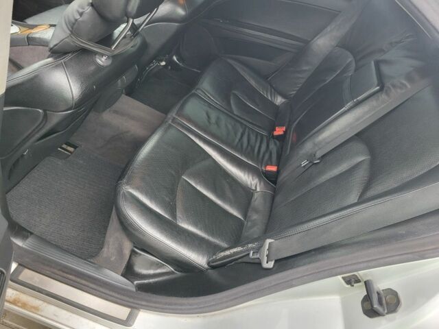 Сірий Мерседес Е-Клас, об'ємом двигуна 2.2 л та пробігом 406 тис. км за 2350 $, фото 9 на Automoto.ua