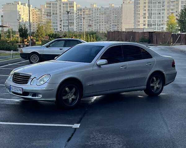 Серый Мерседес Е-Класс, объемом двигателя 2.7 л и пробегом 409 тыс. км за 5800 $, фото 1 на Automoto.ua