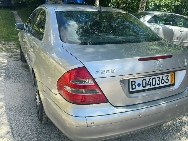 Сірий Мерседес Е-Клас, об'ємом двигуна 1.8 л та пробігом 289 тис. км за 5900 $, фото 9 на Automoto.ua