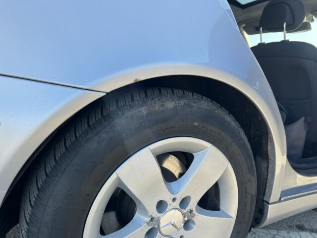 Сірий Мерседес Е-Клас, об'ємом двигуна 2.1 л та пробігом 500 тис. км за 8500 $, фото 3 на Automoto.ua