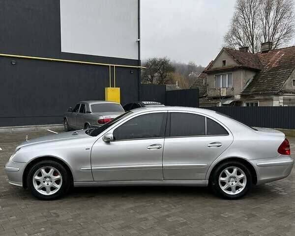 Сірий Мерседес Е-Клас, об'ємом двигуна 2.2 л та пробігом 320 тис. км за 5200 $, фото 3 на Automoto.ua