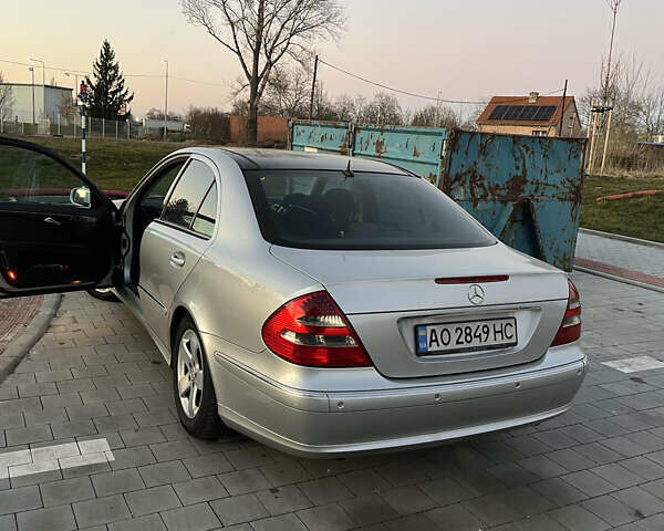 Серый Мерседес Е-Класс, объемом двигателя 3.22 л и пробегом 525 тыс. км за 6800 $, фото 1 на Automoto.ua