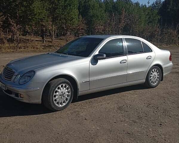 Серый Мерседес Е-Класс, объемом двигателя 2.7 л и пробегом 383 тыс. км за 6700 $, фото 1 на Automoto.ua
