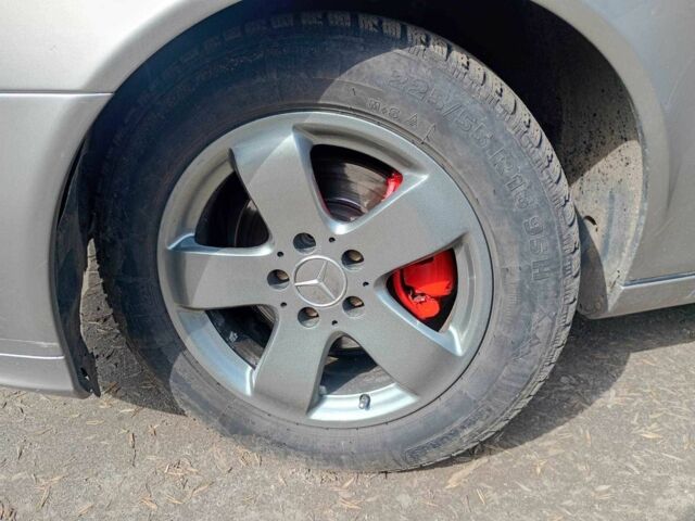 Сірий Мерседес Е-Клас, об'ємом двигуна 0 л та пробігом 450 тис. км за 6500 $, фото 5 на Automoto.ua