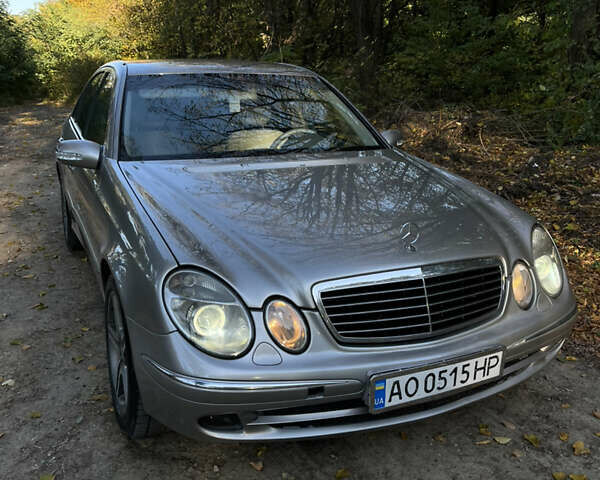 Мерседес Е-Класс 2003 в Черновцах на Automoto.ua Серый Мерседес Е-Класс, объемом двигателя 3.2 л и пробегом 400 тыс. км за 7000 $, фото 18 на Automoto.ua