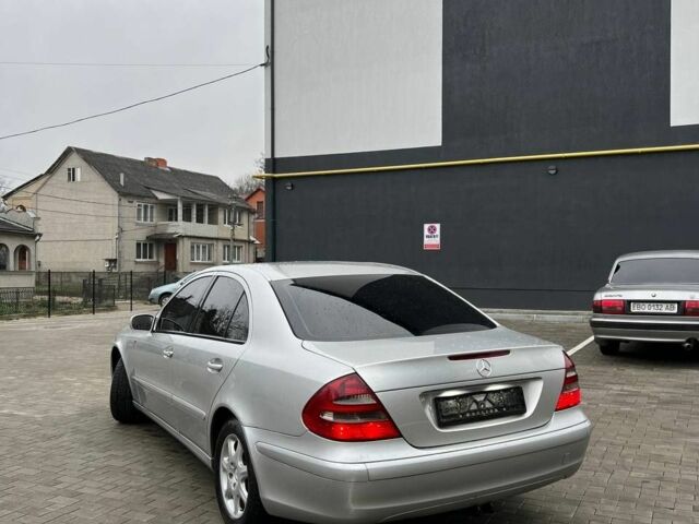 Серый Мерседес Е-Класс, объемом двигателя 0 л и пробегом 320 тыс. км за 5200 $, фото 4 на Automoto.ua