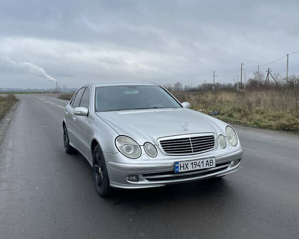 Сірий Мерседес Е-Клас, об'ємом двигуна 2.2 л та пробігом 265 тис. км за 5900 $, фото 2 на Automoto.ua