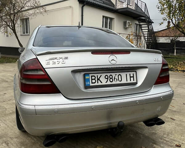 Серый Мерседес Е-Класс, объемом двигателя 2.7 л и пробегом 370 тыс. км за 5550 $, фото 13 на Automoto.ua