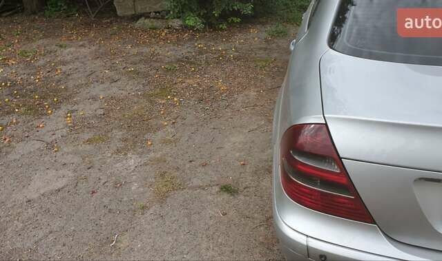 Серый Мерседес Е-Класс, объемом двигателя 2.15 л и пробегом 391 тыс. км за 4000 $, фото 12 на Automoto.ua