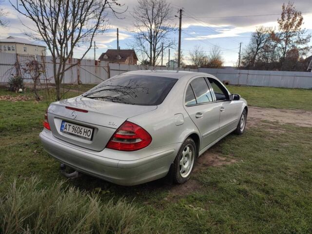 Серый Мерседес Е-Класс, объемом двигателя 2.1 л и пробегом 420 тыс. км за 5600 $, фото 2 на Automoto.ua