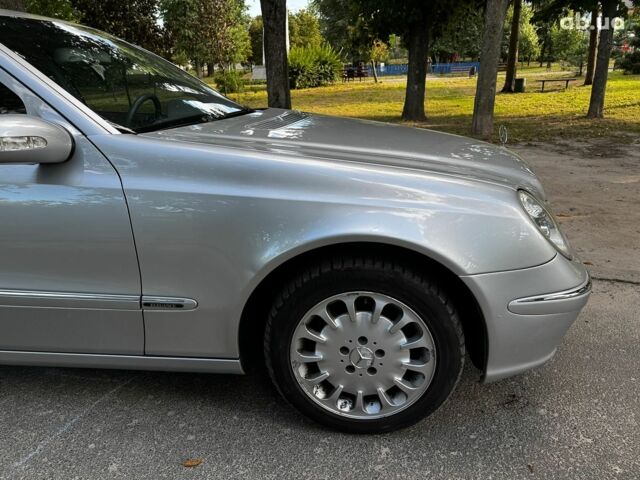 Серый Мерседес Е-Класс, объемом двигателя 2.6 л и пробегом 445 тыс. км за 6980 $, фото 4 на Automoto.ua