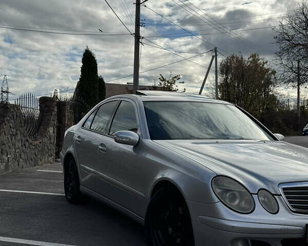 Мерседес Е-Клас 2004 у Вінниці на Automoto.ua Сірий Мерседес Е-Клас, об'ємом двигуна 1.8 л та пробігом 459 тис. км за 4799 $, фото 16 на Automoto.ua