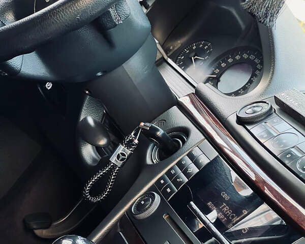 Мерседес Е-Клас 2004 у Івано-Франківську на Automoto.ua Сірий Мерседес Е-Клас, об'ємом двигуна 2.15 л та пробігом 462 тис. км за 8100 $, фото 9 на Automoto.ua