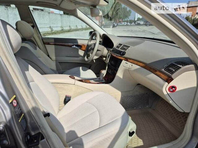 Сірий Мерседес Е-Клас, об'ємом двигуна 1.8 л та пробігом 281 тис. км за 11400 $, фото 31 на Automoto.ua