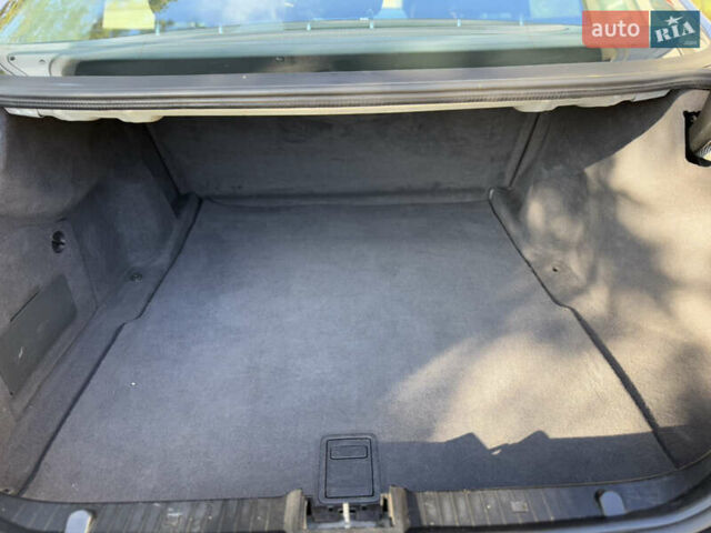 Сірий Мерседес Е-Клас, об'ємом двигуна 2.7 л та пробігом 400 тис. км за 8300 $, фото 66 на Automoto.ua